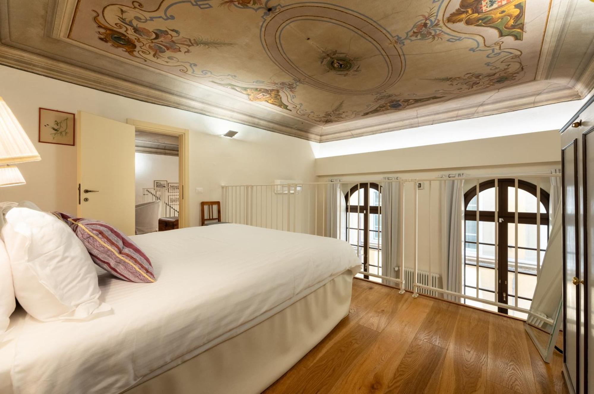 Palazzo D'ambra Residenza D'epoca Acomodação com café da manhã  *
